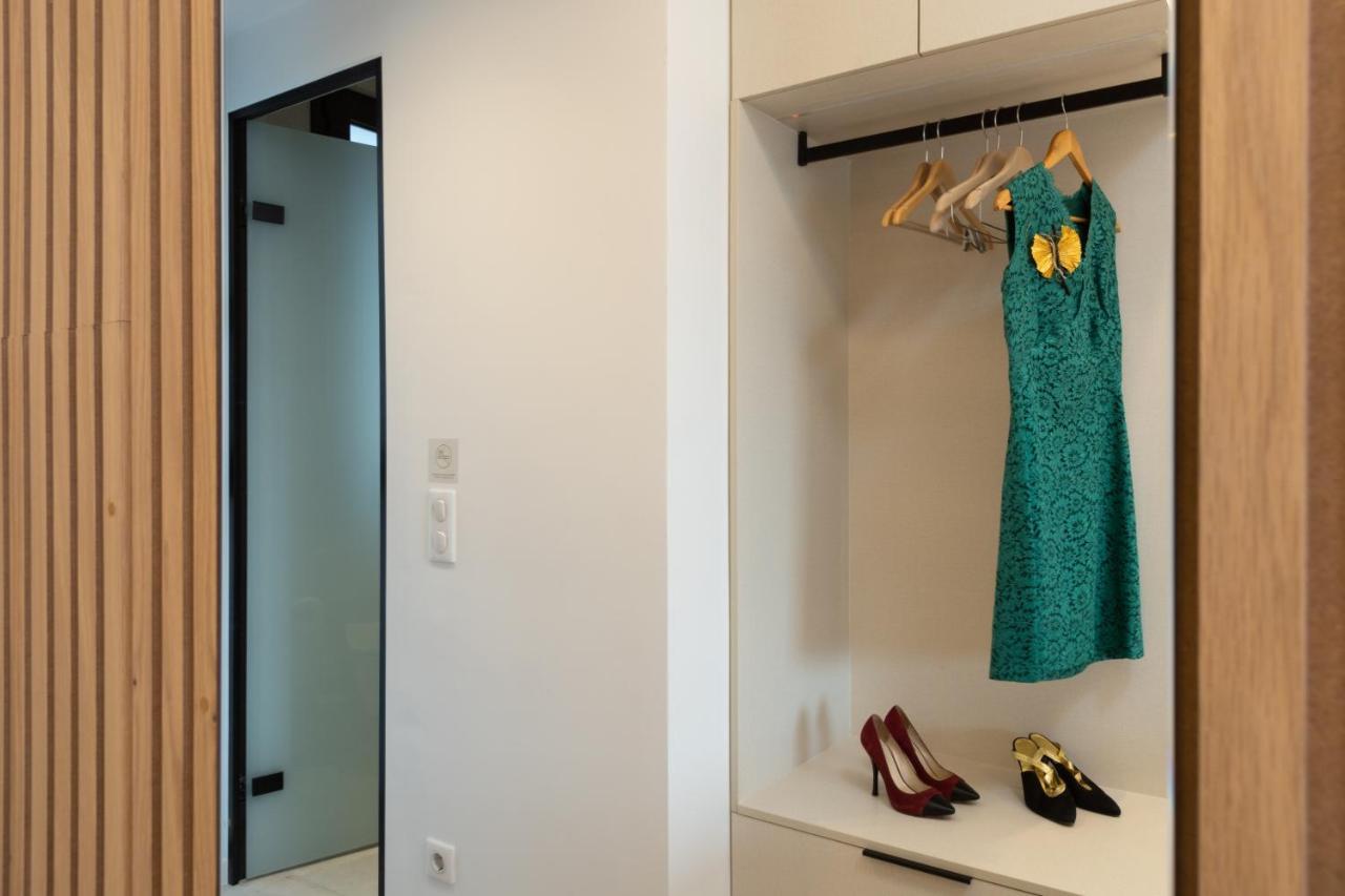 Incanto Boutique Suites - Mets Афины Экстерьер фото